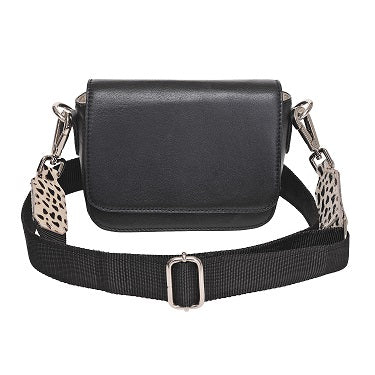 Boxy Bag Magnet