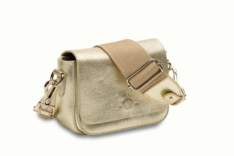 Boxy Bag Magnet