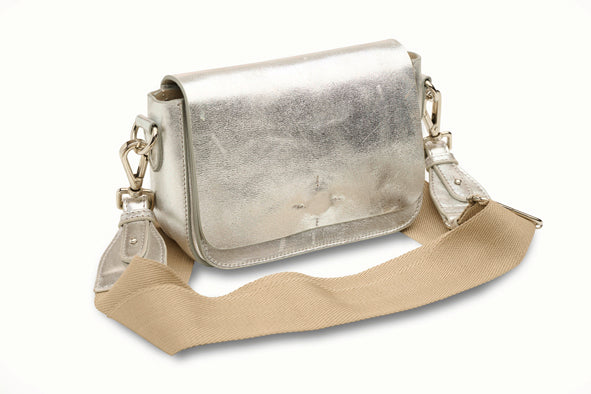 Boxy Bag Magnet